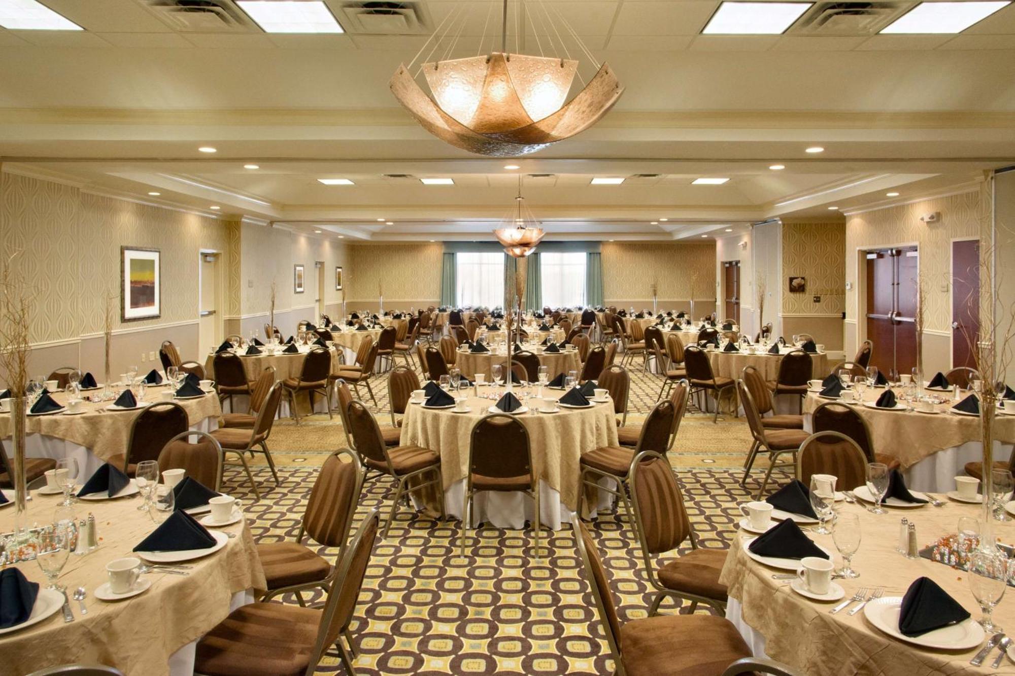 Hilton Garden Inn Картърсвил Екстериор снимка
