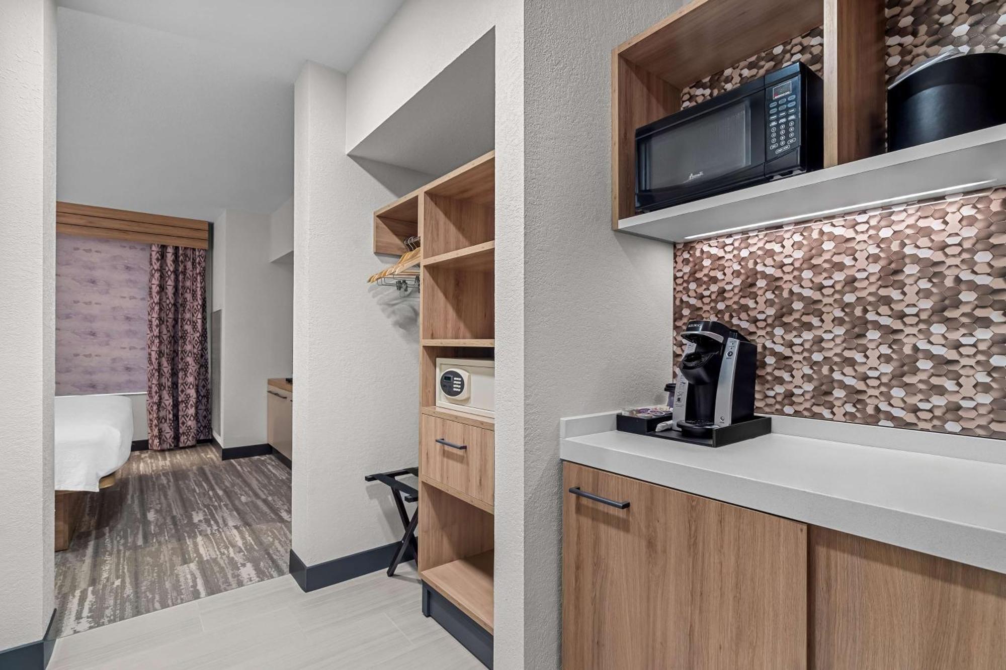 Hilton Garden Inn Картърсвил Екстериор снимка